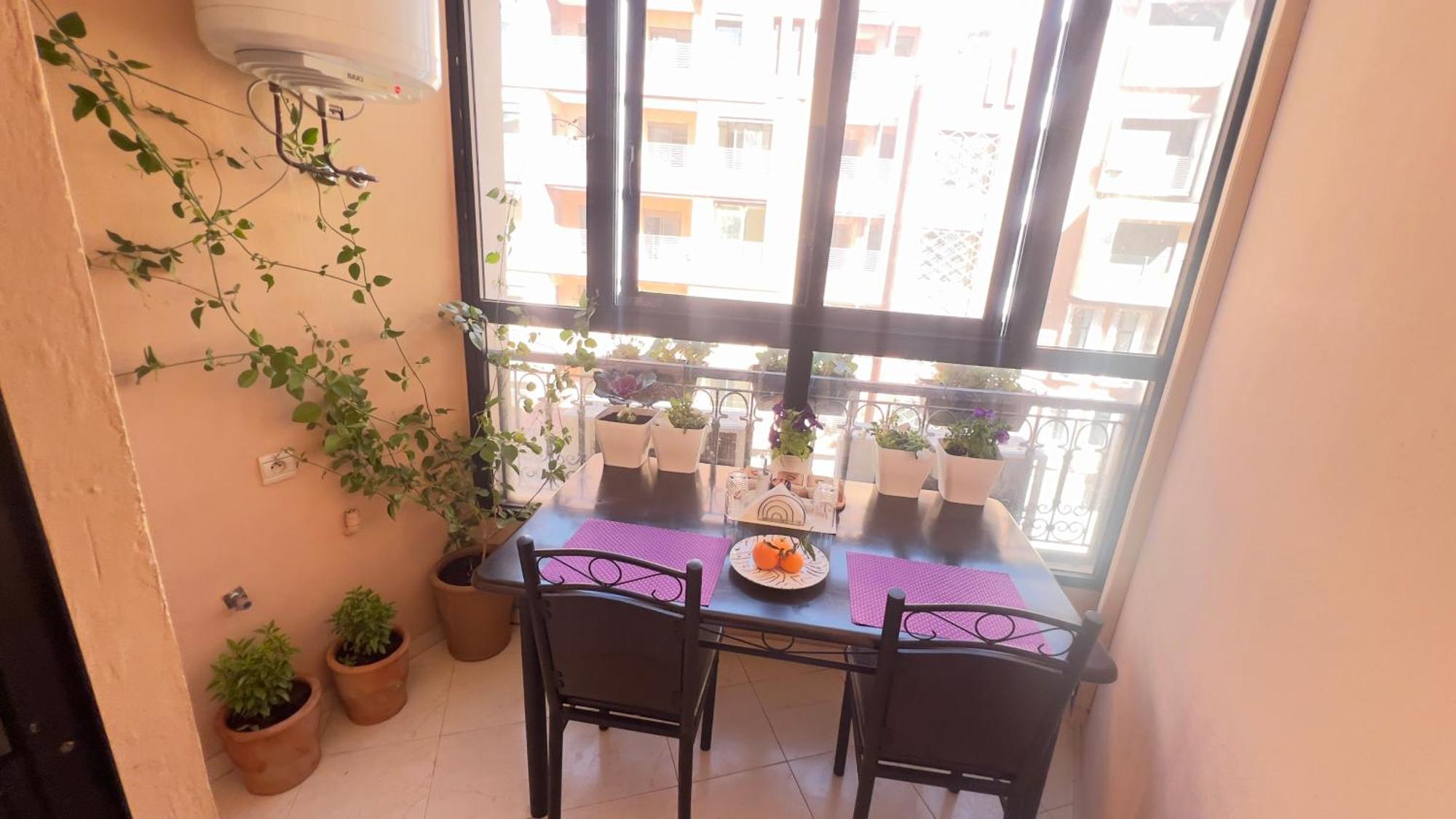 Magnifique Appartement Spacieux Confort Propre Familial 2 Chambres Salon Et Salle A Manger A 20Mn A Pied De Place Jemaa El Fina 4 Piscines Dans Espace De Golf A 12 Mn En Voitures L Entree Est Gratuit Pour La Clientele Ouvert Entre 10H Et 20H Marrakesch Exterior foto