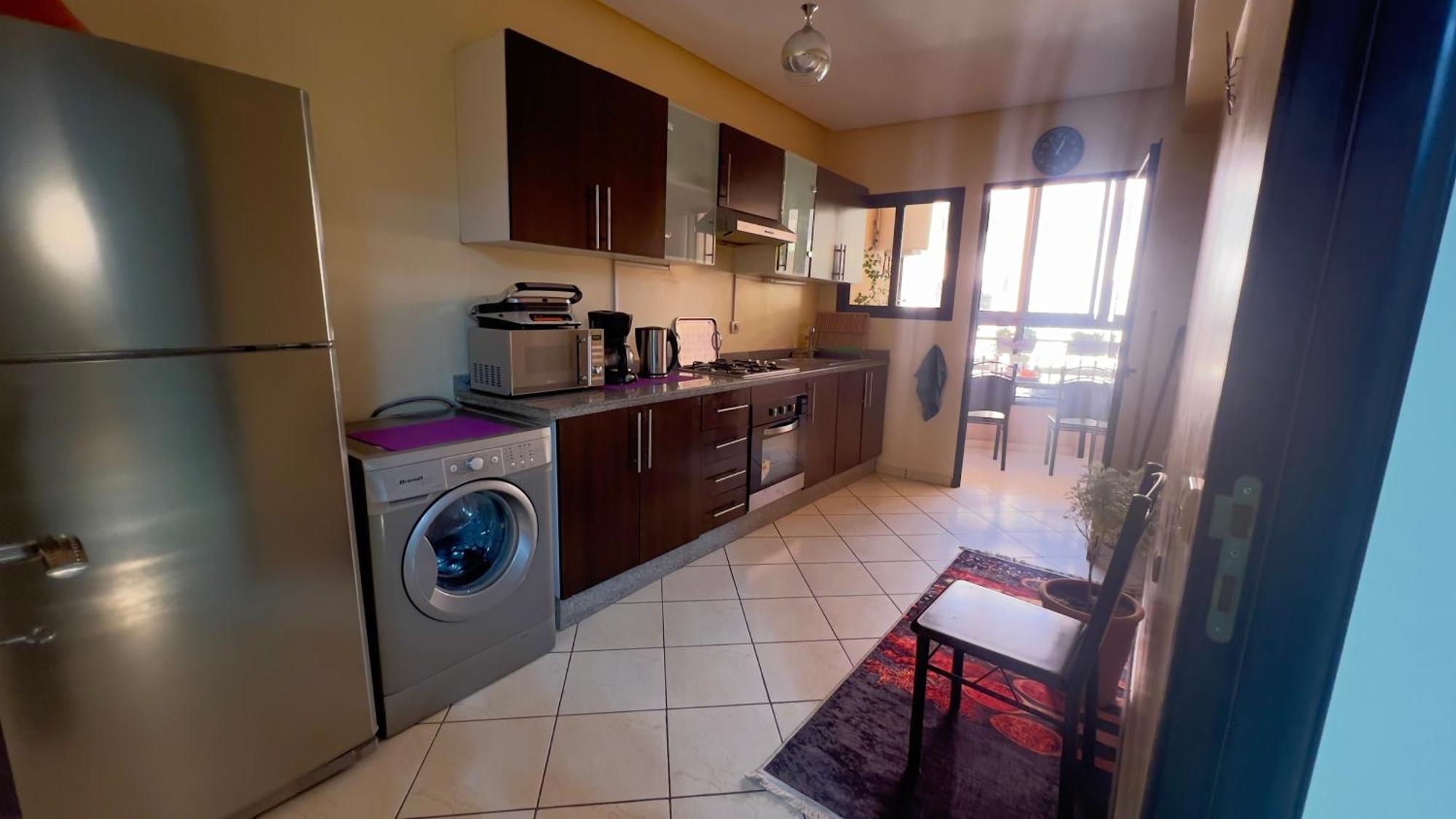 Magnifique Appartement Spacieux Confort Propre Familial 2 Chambres Salon Et Salle A Manger A 20Mn A Pied De Place Jemaa El Fina 4 Piscines Dans Espace De Golf A 12 Mn En Voitures L Entree Est Gratuit Pour La Clientele Ouvert Entre 10H Et 20H Marrakesch Exterior foto